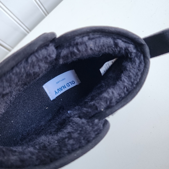 Old Navy Cozy Lined Faux Fur Winter Boots Ankle Booties Black Womens Size 7 - Picture 7 of 11